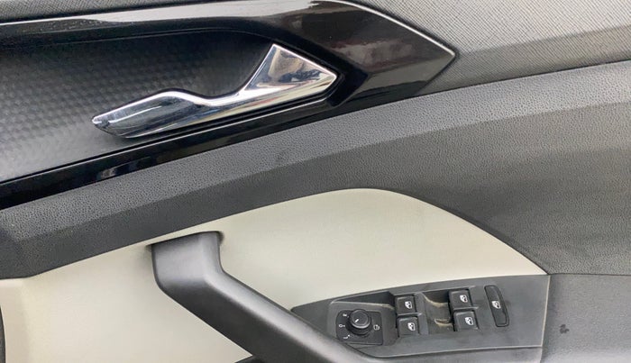 2023 Skoda KUSHAQ STYLE 1.5L TSI DSG, Petrol, Automatic, 24,229 km, Driver Side Door Panels Control