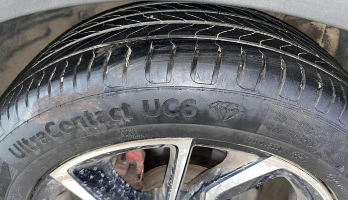 2021 MG ASTOR SAVVY 1.3 TURBO AT S RED, Petrol, Automatic, 34,082 km, Left Front Tyre Tread