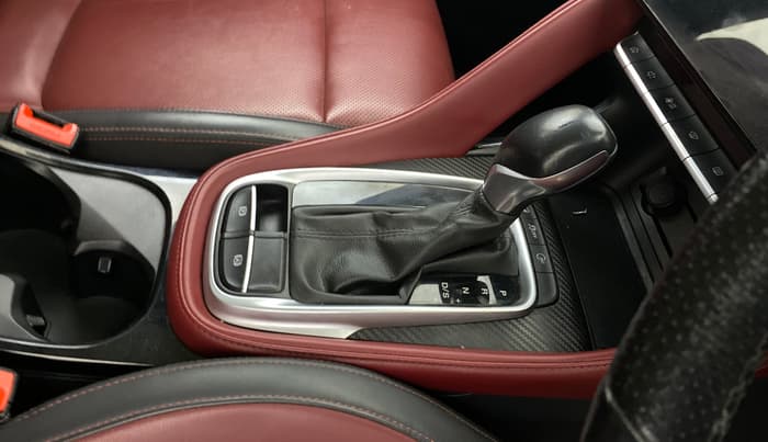 2021 MG ASTOR SAVVY 1.3 TURBO AT S RED, Petrol, Automatic, 34,082 km, Gear Lever