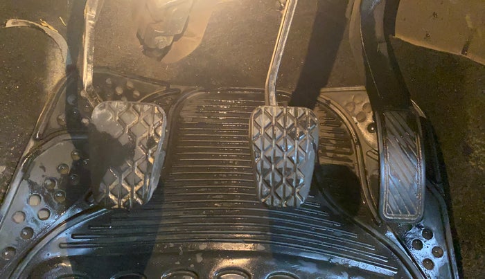 2013 Ford Fiesta STYLE DIESEL, Diesel, Manual, 1,23,128 km, Pedals