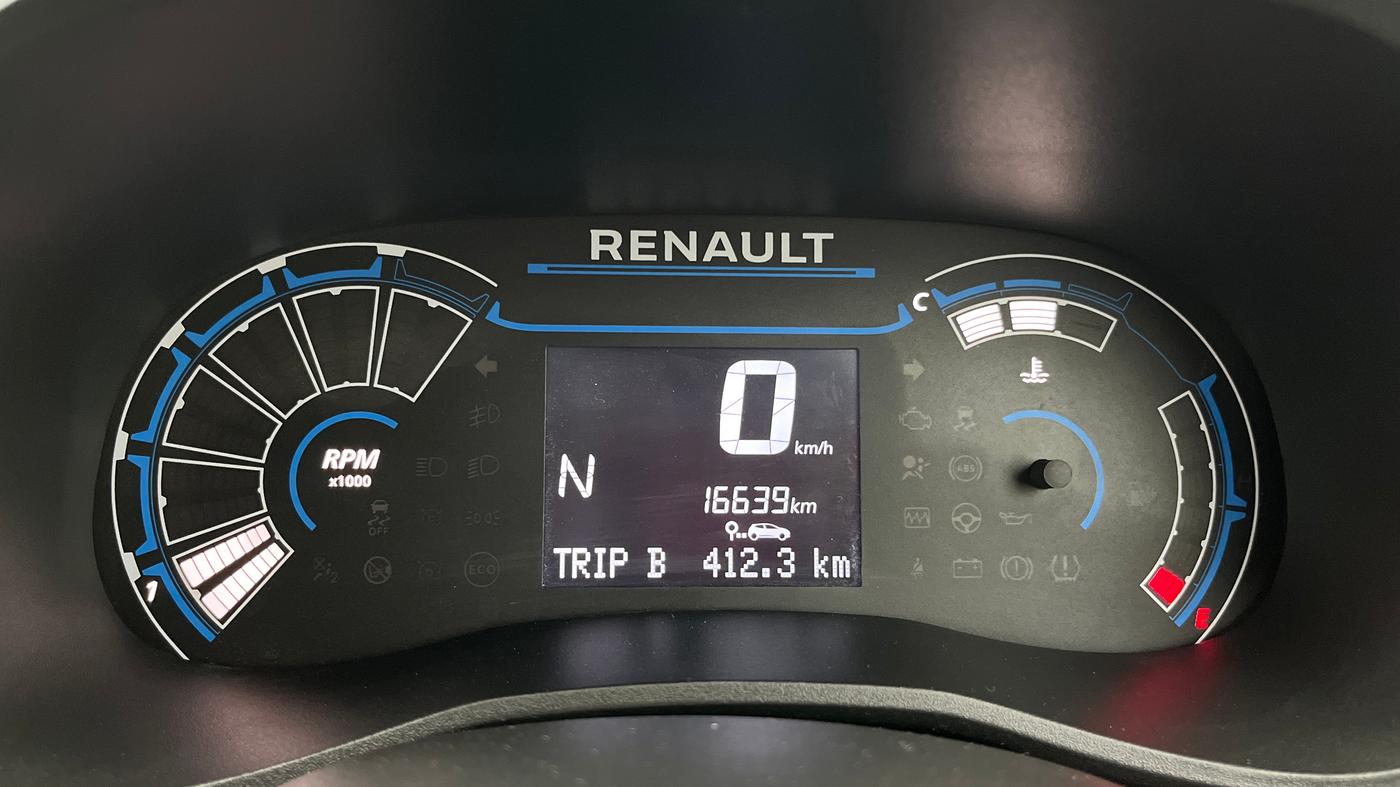 2025 Renault Kwid RXT 1.0 AMT, Petrol, Automatic, 16,638 km, Odometer Image