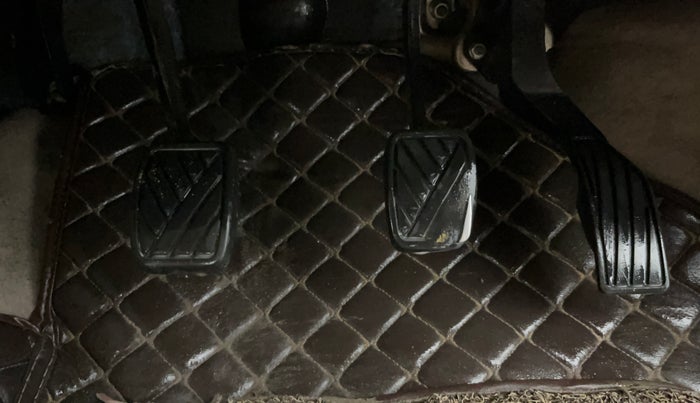 2014 Maruti Swift Dzire VXI, Petrol, Manual, 51,206 km, Pedals