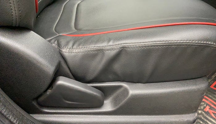 2020 Renault Kwid RXL, Petrol, Manual, 10,115 km, Driver Side Adjustment Panel