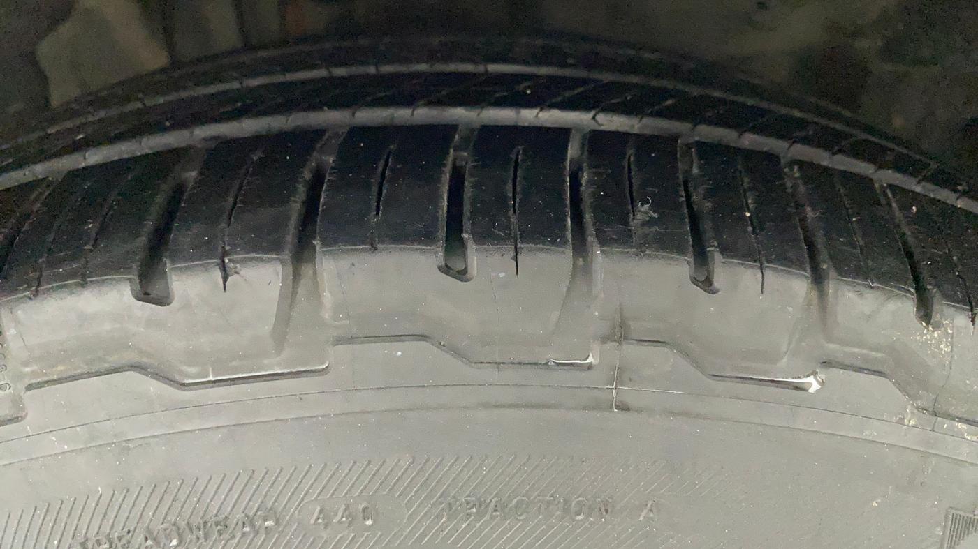 2013 Honda Accord 2.4L I-VTEC MT, Petrol, Manual, 81,387 km, Left Front Tyre Tread