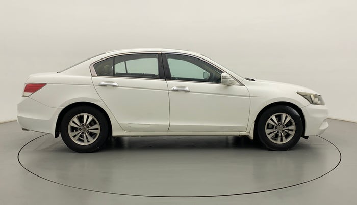 2013 Honda Accord 2.4L I-VTEC MT, Petrol, Manual, 81,387 km, Right Side View