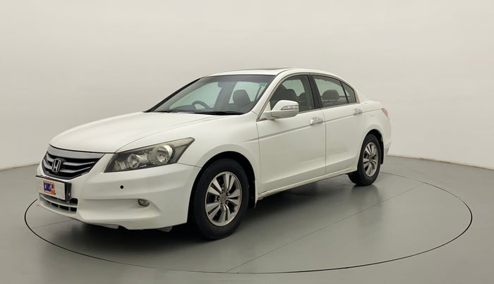 2013 Honda Accord 2.4L I-VTEC MT, Petrol, Manual, 81,387 km, Left Front Diagonal