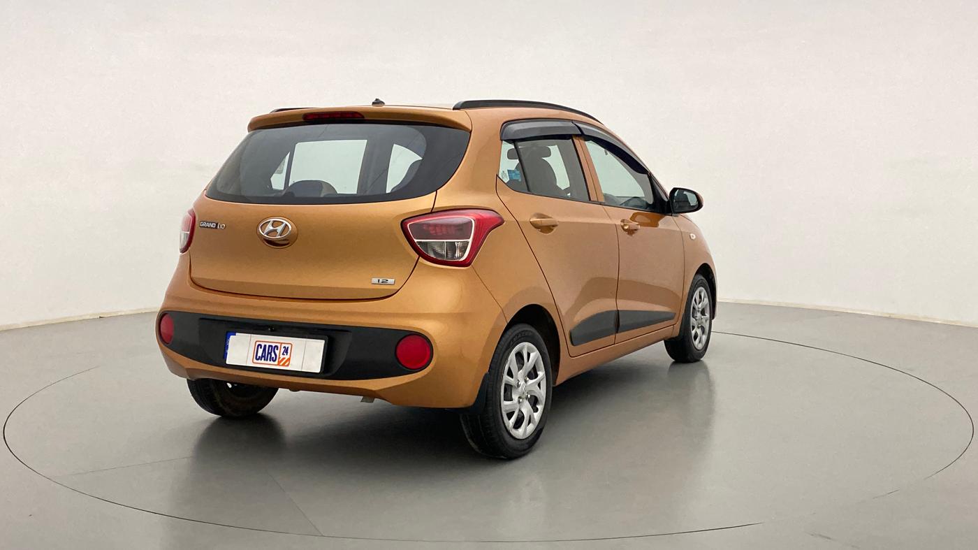 2017 Hyundai Grand i10 MAGNA 1.2 KAPPA VTVT, Petrol, Manual, 26,137 km, Right Back Diagonal