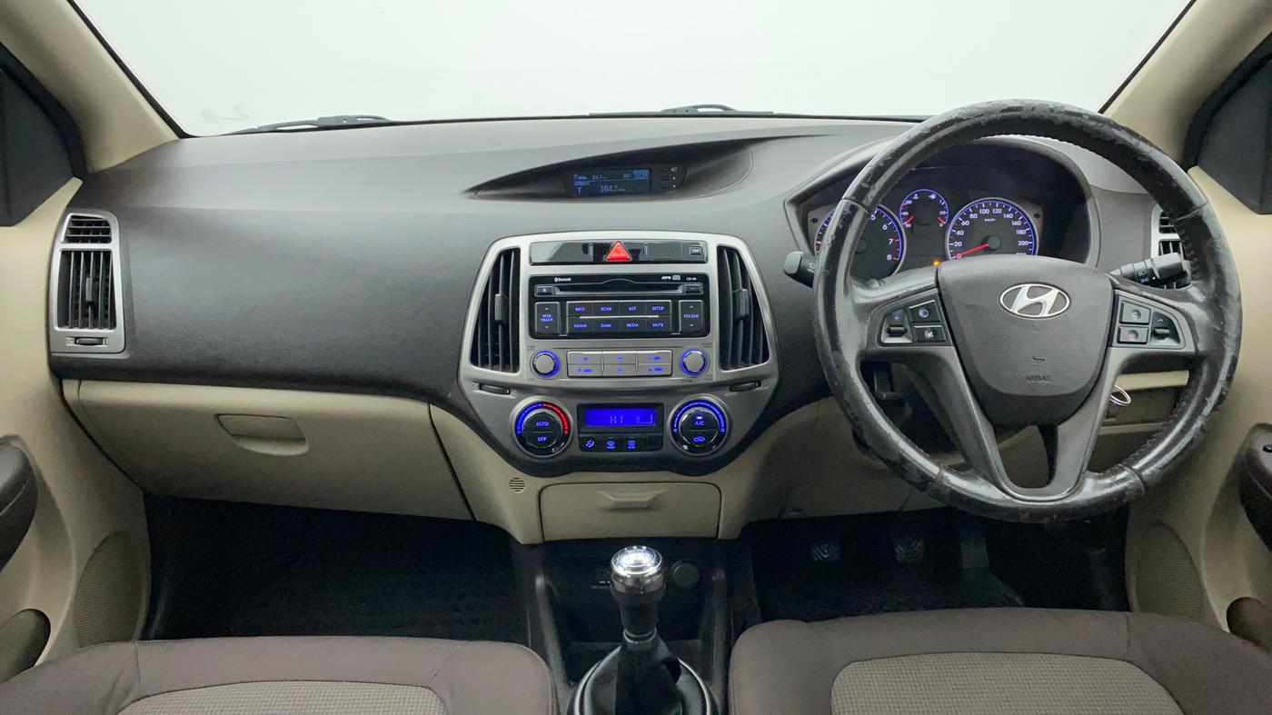 2013 Hyundai i20 SPORTZ 1.2, Petrol, Manual, 50,024 km, Dashboard