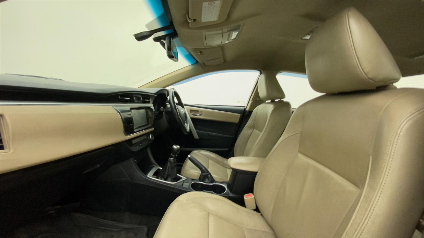 2014 Toyota Corolla Altis G PETROL, Petrol, Manual, 78,957 km, Right Side Front Door Cabin