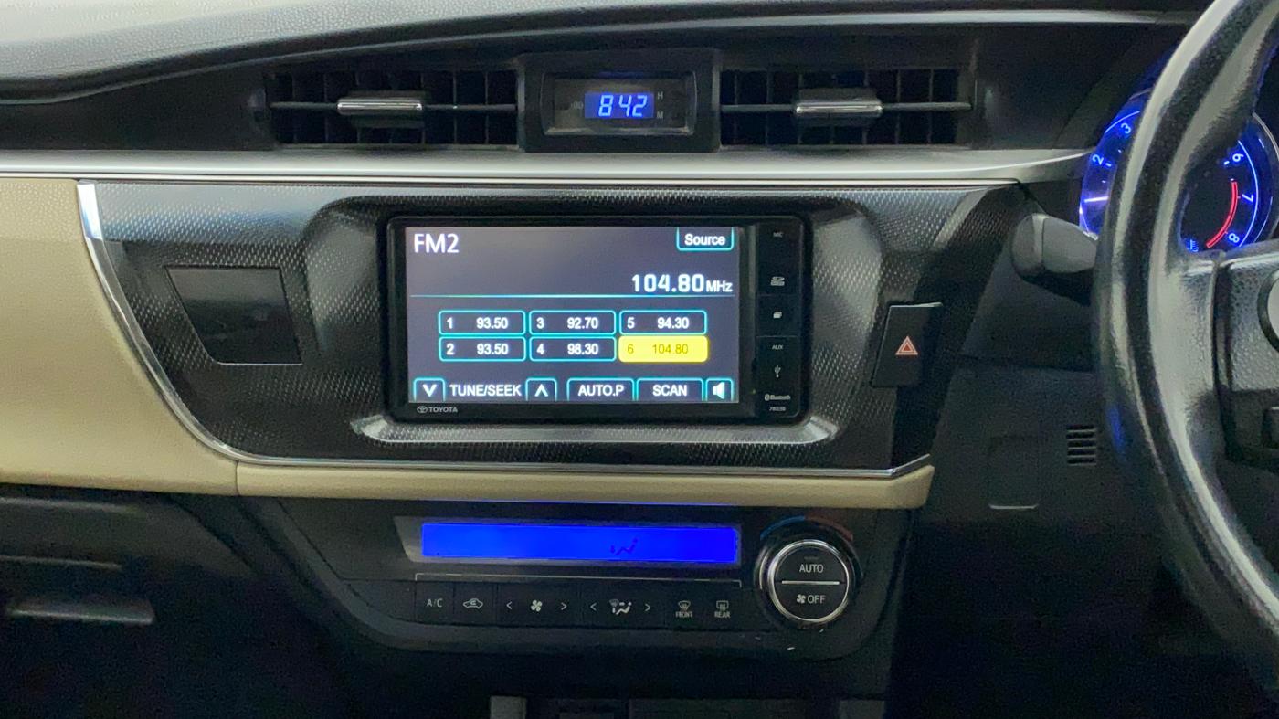 2014 Toyota Corolla Altis G PETROL, Petrol, Manual, 78,957 km, Air Conditioner