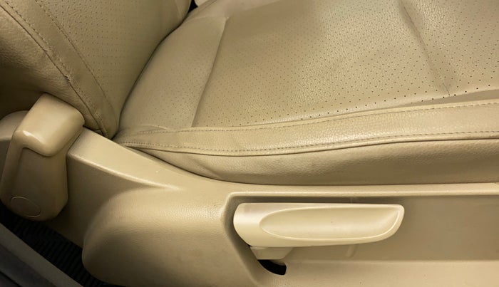 2016 Volkswagen Vento HIGHLINE PETROL AT, Petrol, Automatic, 85,779 km, Driver Side Adjustment Panel