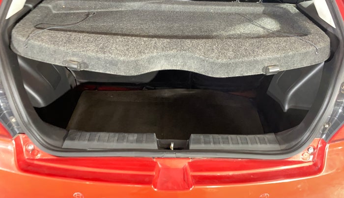 2016 Maruti Baleno DELTA PETROL 1.2, Petrol, Manual, 30,541 km, Boot Inside