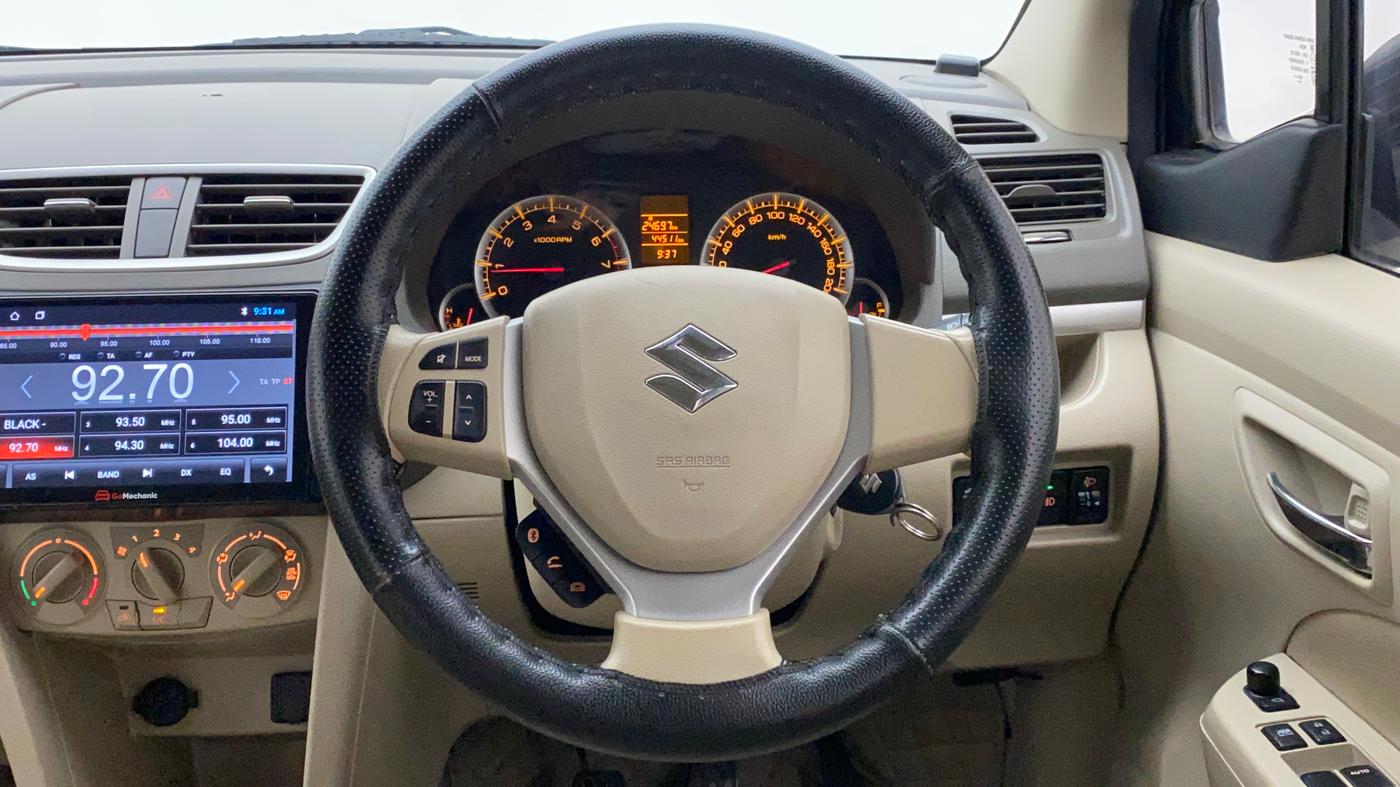 2016 Maruti Ertiga VXI, Petrol, Manual, 44,511 km, Steering Wheel Close Up