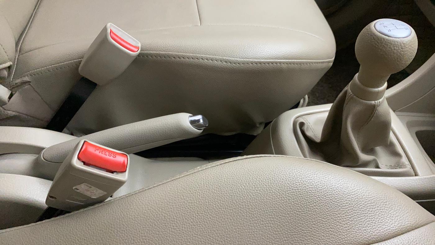 2016 Maruti Ertiga VXI, Petrol, Manual, 44,511 km, Gear Lever