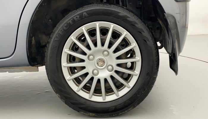 2013 Toyota Etios Liva G, Petrol, Manual, 1,07,156 km, Left Rear Wheel