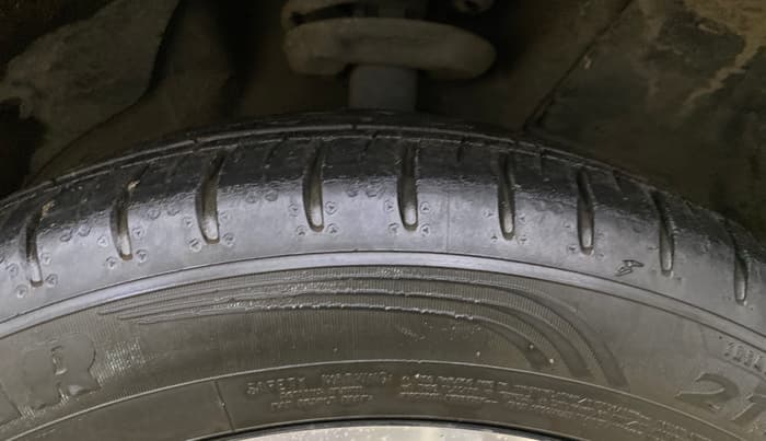 2021 MG HECTOR SHARP 1.5 PETROL CVT, Petrol, Automatic, 32,403 km, Right Front Tyre Tread