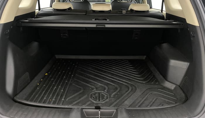 2021 MG HECTOR SHARP 1.5 PETROL CVT, Petrol, Automatic, 32,403 km, Boot Inside
