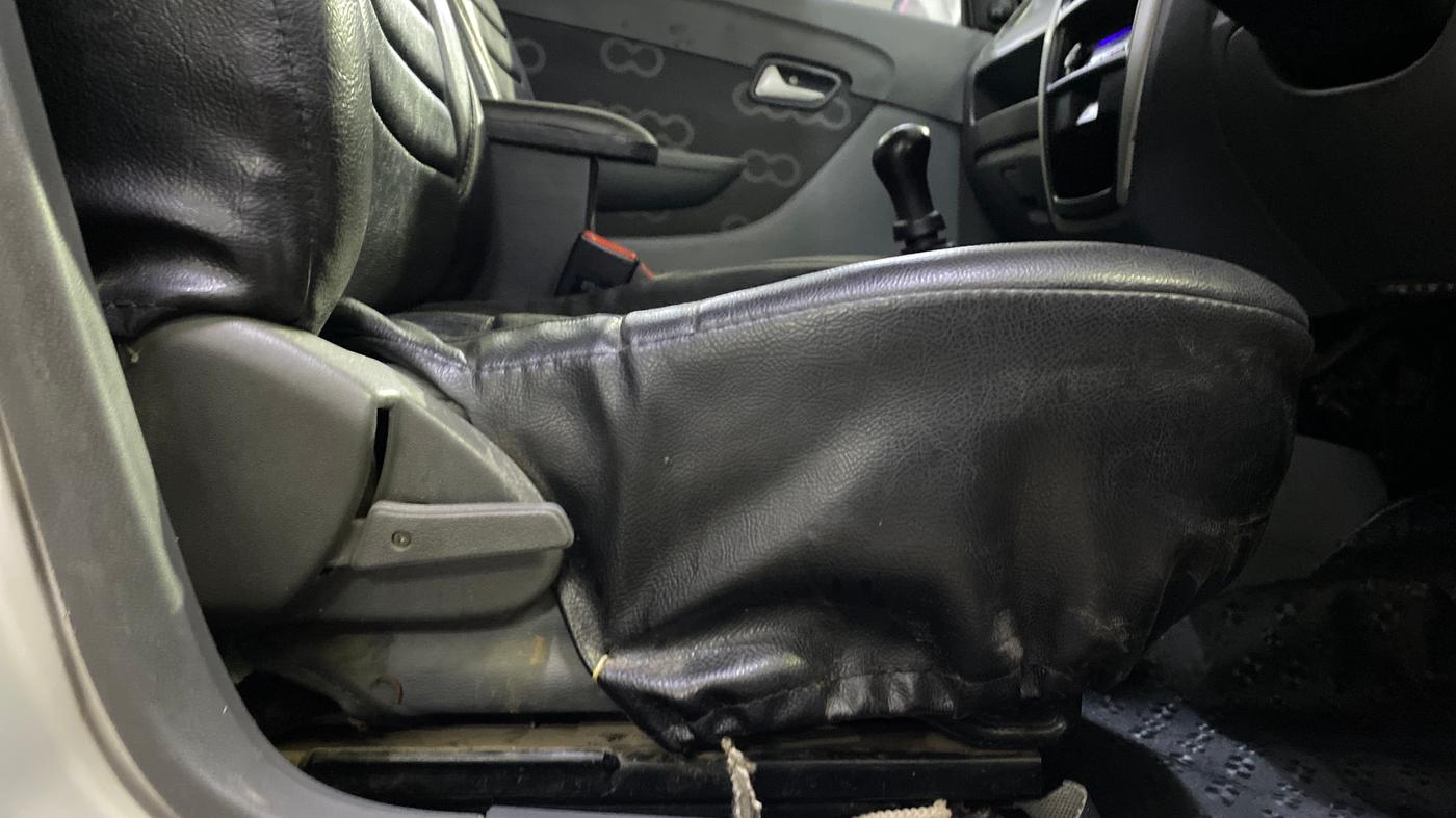 2014 Maruti Alto 800 LXI, Petrol, Manual, 47,913 km, Driver Side Adjustment Panel