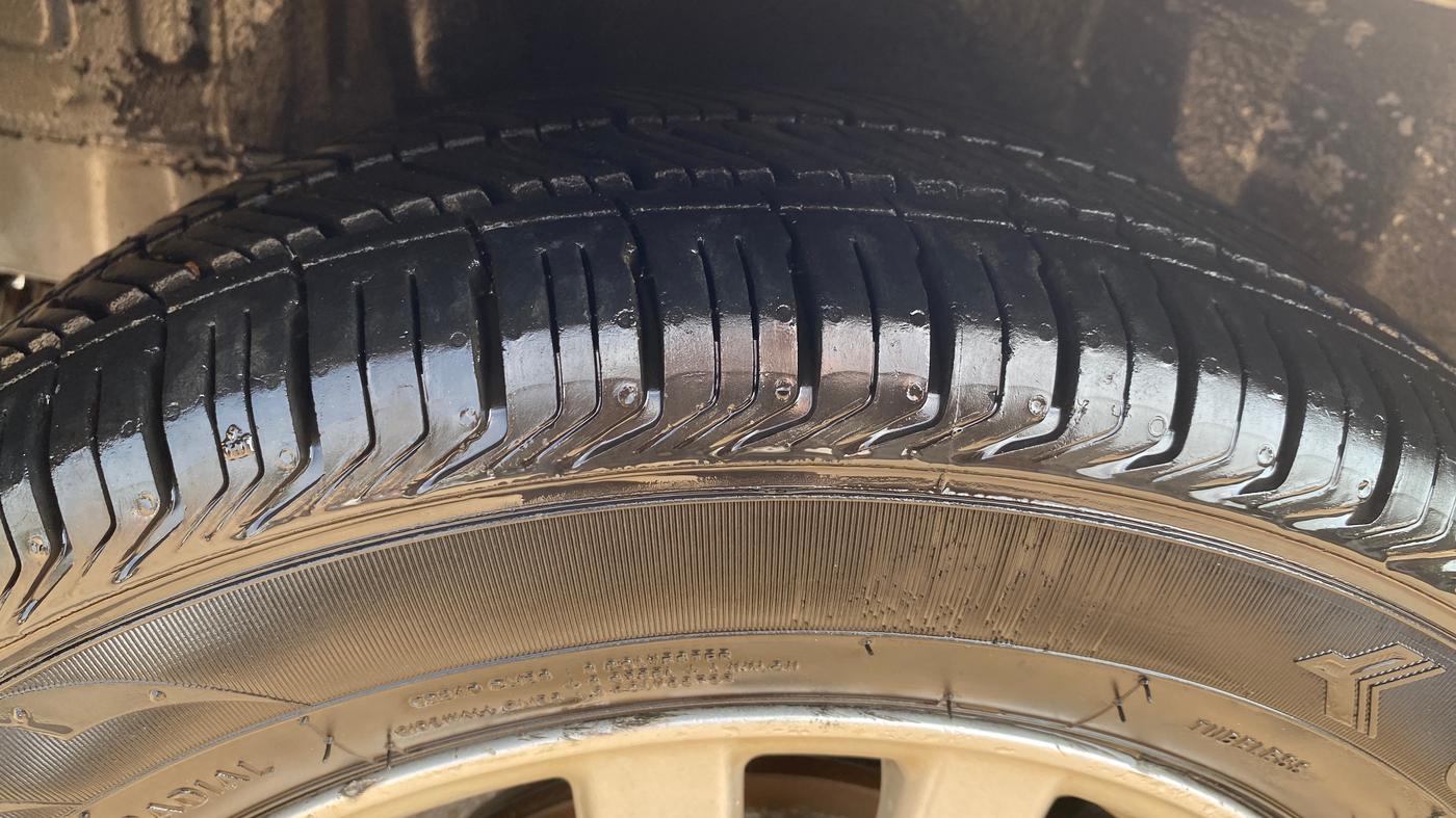 2017 Honda Brio VX AT, Petrol, Automatic, 47,907 km, Right Rear Tyre Tread