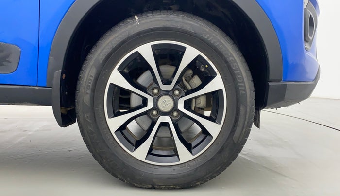 2020 Tata NEXON XZ+ OPT PETROL, Petrol, Manual, 29,866 km, Right Front Wheel