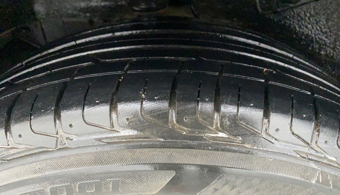 2020 Tata NEXON XZ+ OPT PETROL, Petrol, Manual, 29,866 km, Right Rear Tyre Tread
