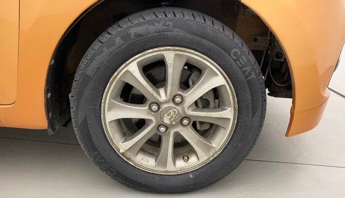 2014 Hyundai Grand i10 ASTA (O) 1.2 KAPPA VTVT, Petrol, Manual, 91,406 km, Right Front Wheel
