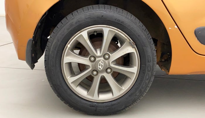 2014 Hyundai Grand i10 ASTA (O) 1.2 KAPPA VTVT, Petrol, Manual, 91,406 km, Right Rear Wheel