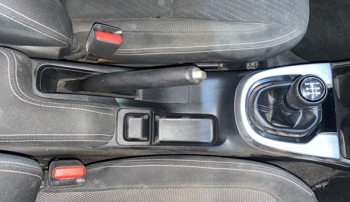 2017 Honda WR-V 1.2L I-VTEC VX MT, Petrol, Manual, 30,288 km, Gear Lever