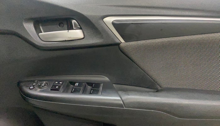 2017 Honda WR-V 1.2L I-VTEC VX MT, Petrol, Manual, 30,288 km, Driver Side Door Panels Control