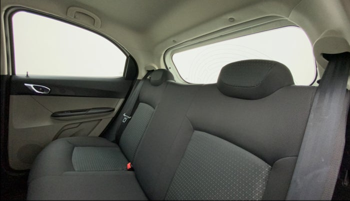 2017 Tata Tiago XZA PETROL, Petrol, Automatic, 39,241 km, Right Side Rear Door Cabin