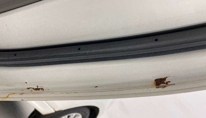 2017 Tata Tiago XZA PETROL, Petrol, Automatic, 39,241 km, Right rear door - Slightly rusted