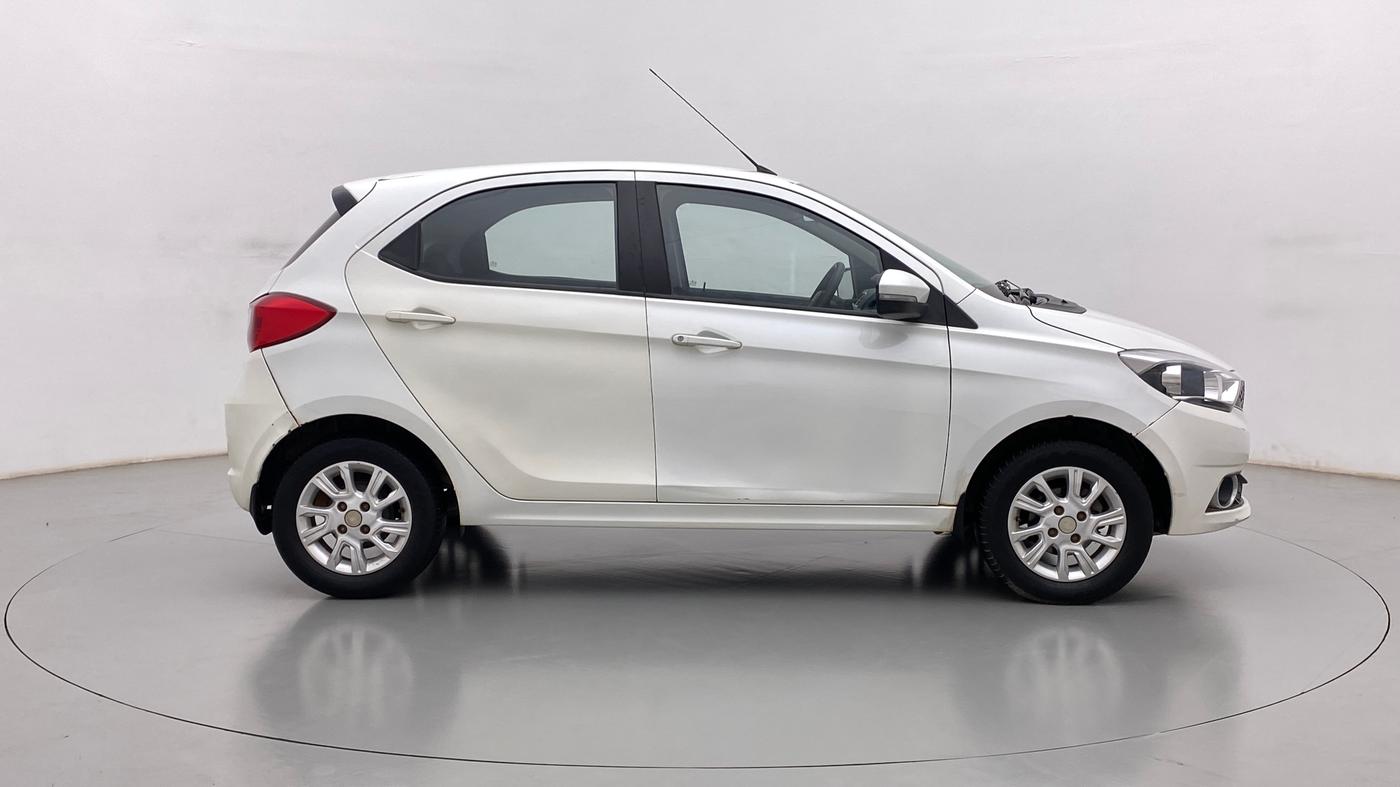 2017 Tata Tiago XZA PETROL, Petrol, Automatic, 39,241 km, Right Side View