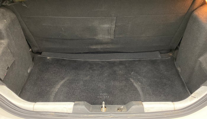2017 Tata Tiago XZA PETROL, Petrol, Automatic, 39,241 km, Boot Inside