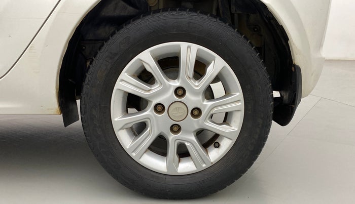 2017 Tata Tiago XZA PETROL, Petrol, Automatic, 39,241 km, Left Rear Wheel