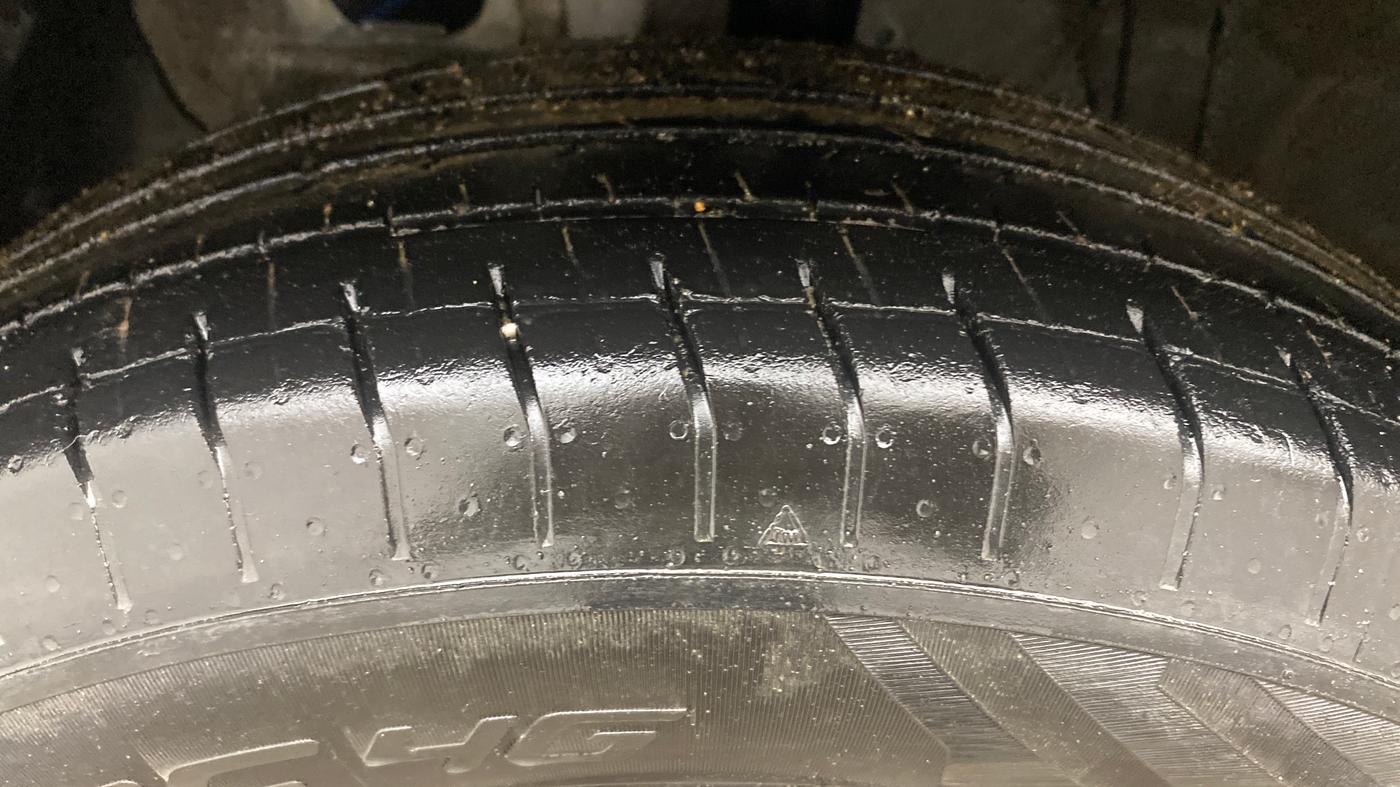 2023 Hyundai Creta S PLUS KNIGHT 1.5 PETROL, Petrol, Manual, 33,786 km, Left Front Tyre Tread