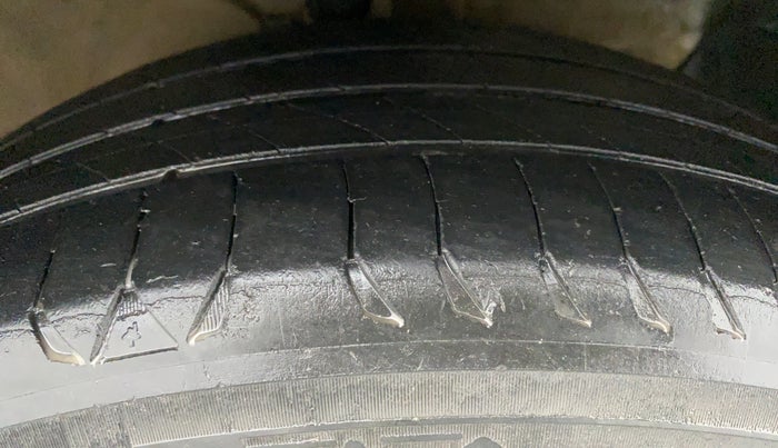 2017 Hyundai Creta 1.4 E PLUS CRDI, Diesel, Manual, 98,513 km, Right Front Tyre Tread
