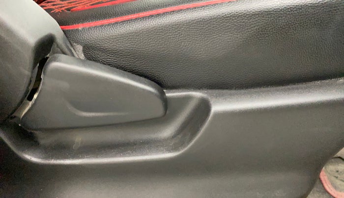 2018 Datsun Redi Go T(O) 1.0L LIMITED EDITION, Petrol, Manual, 62,637 km, Driver Side Adjustment Panel