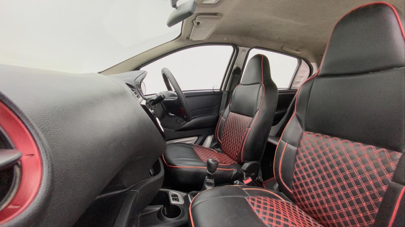 2018 Datsun Redi Go T(O) 1.0L LIMITED EDITION, Petrol, Manual, 62,637 km, Right Side Front Door Cabin