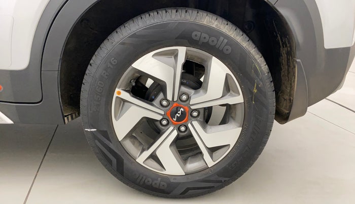 2022 KIA SONET HTX ANNIVERSARY EDITION 1.0 DCT, Petrol, Automatic, 7,680 km, Left Rear Wheel