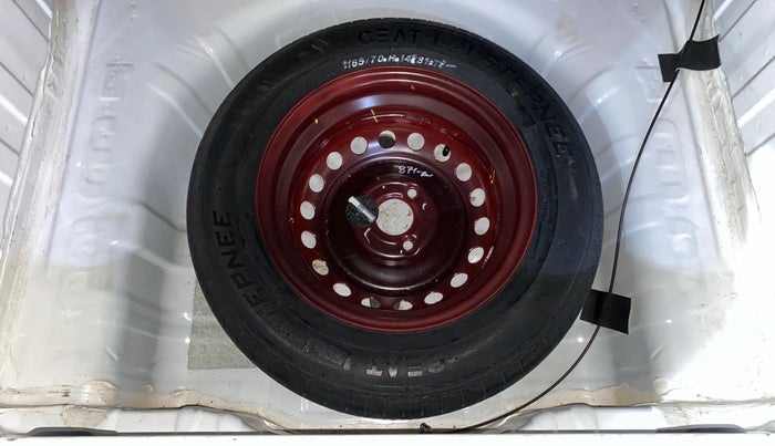 2024 Renault Kwid RXT 1.0 AMT, Petrol, Automatic, 10,574 km, Spare Tyre