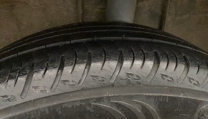 2021 Nissan MAGNITE XV PREMIUM, Petrol, Manual, 69,332 km, Left Rear Tyre Tread