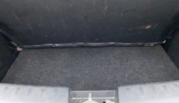 2013 Maruti Swift VDI, Diesel, Manual, 98,437 km, Boot Inside