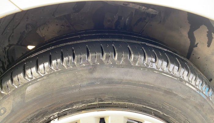 2019 Maruti Dzire VXI, Petrol, Manual, 40,539 km, Left Front Tyre Tread