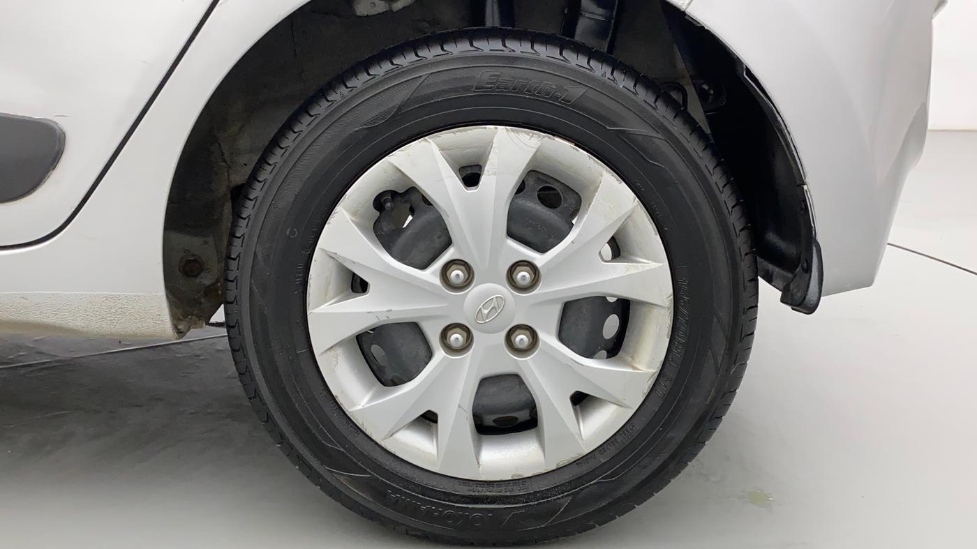 2015 Hyundai Grand i10 SPORTZ 1.2 KAPPA VTVT, Petrol, Manual, 43,169 km, Left Rear Wheel