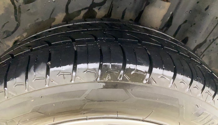 2021 Skoda Rapid AMBITION AT TSI, Petrol, Automatic, 49,602 km, Left Rear Tyre Tread