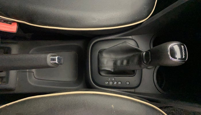 2021 Skoda Rapid AMBITION AT TSI, Petrol, Automatic, 49,602 km, Gear Lever