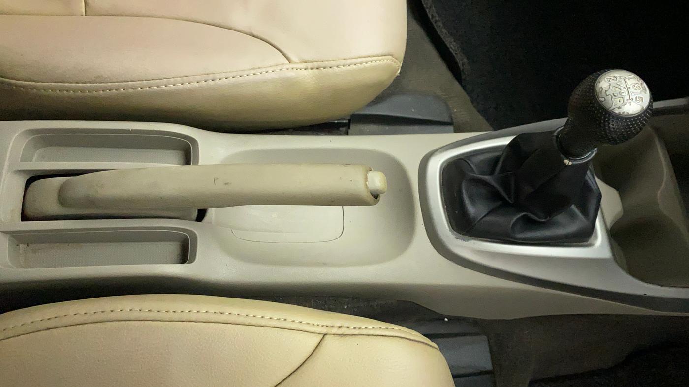 2010 Honda City 1.5L I-VTEC E MT, Petrol, Manual, 67,943 km, Gear Lever