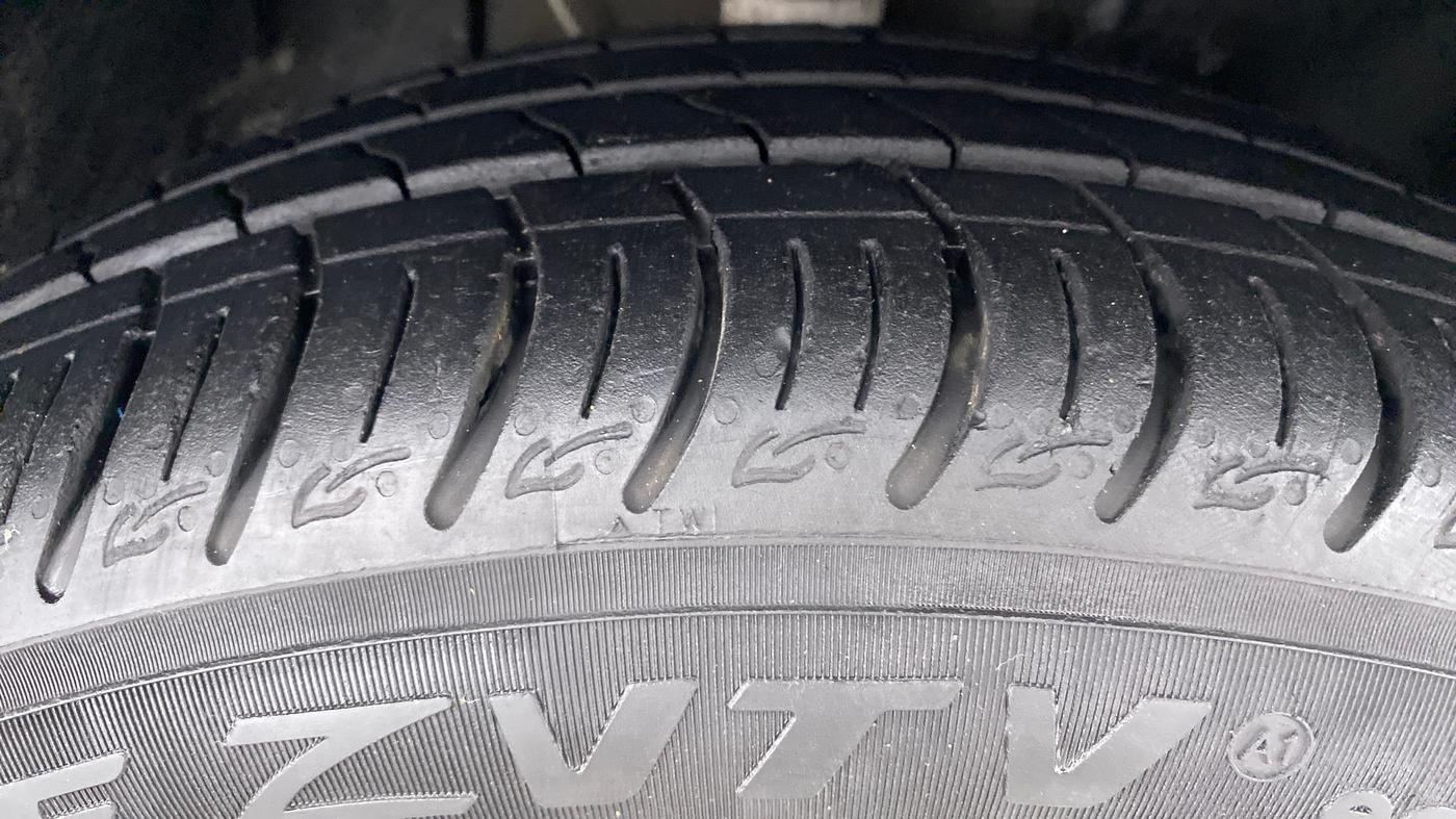 2021 Tata ALTROZ XT 1.2, Petrol, Manual, 7,469 km, Right Front Tyre Tread