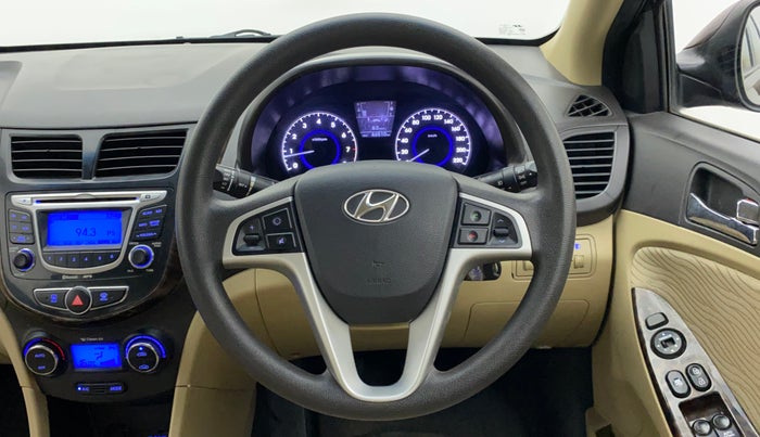 2011 Hyundai Verna FLUIDIC 1.6 VTVT SX, Petrol, Manual, 46,510 km, Steering Wheel Close Up