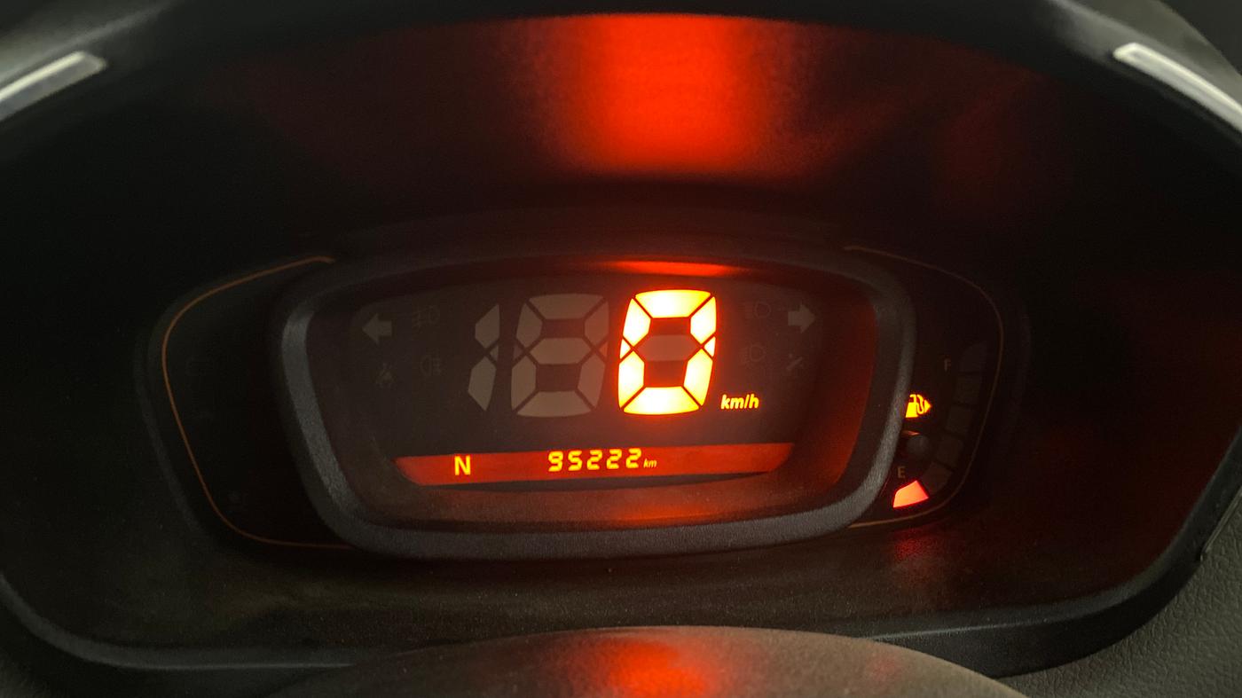 2018 Renault Kwid RXT 1.0 AMT (O), Petrol, Automatic, 95,214 km, Odometer Image
